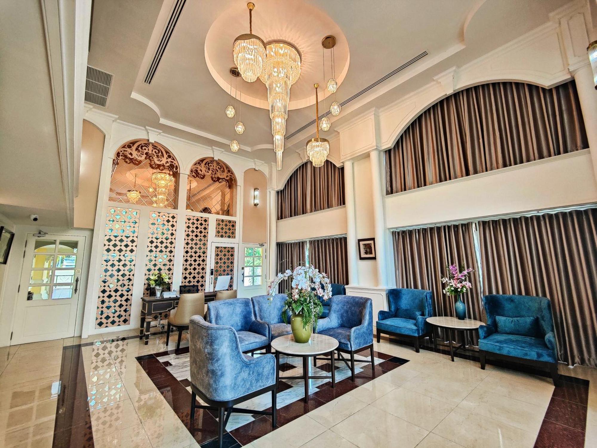 Siri Ratchadamnoen Bangkok Hotel 外观 照片