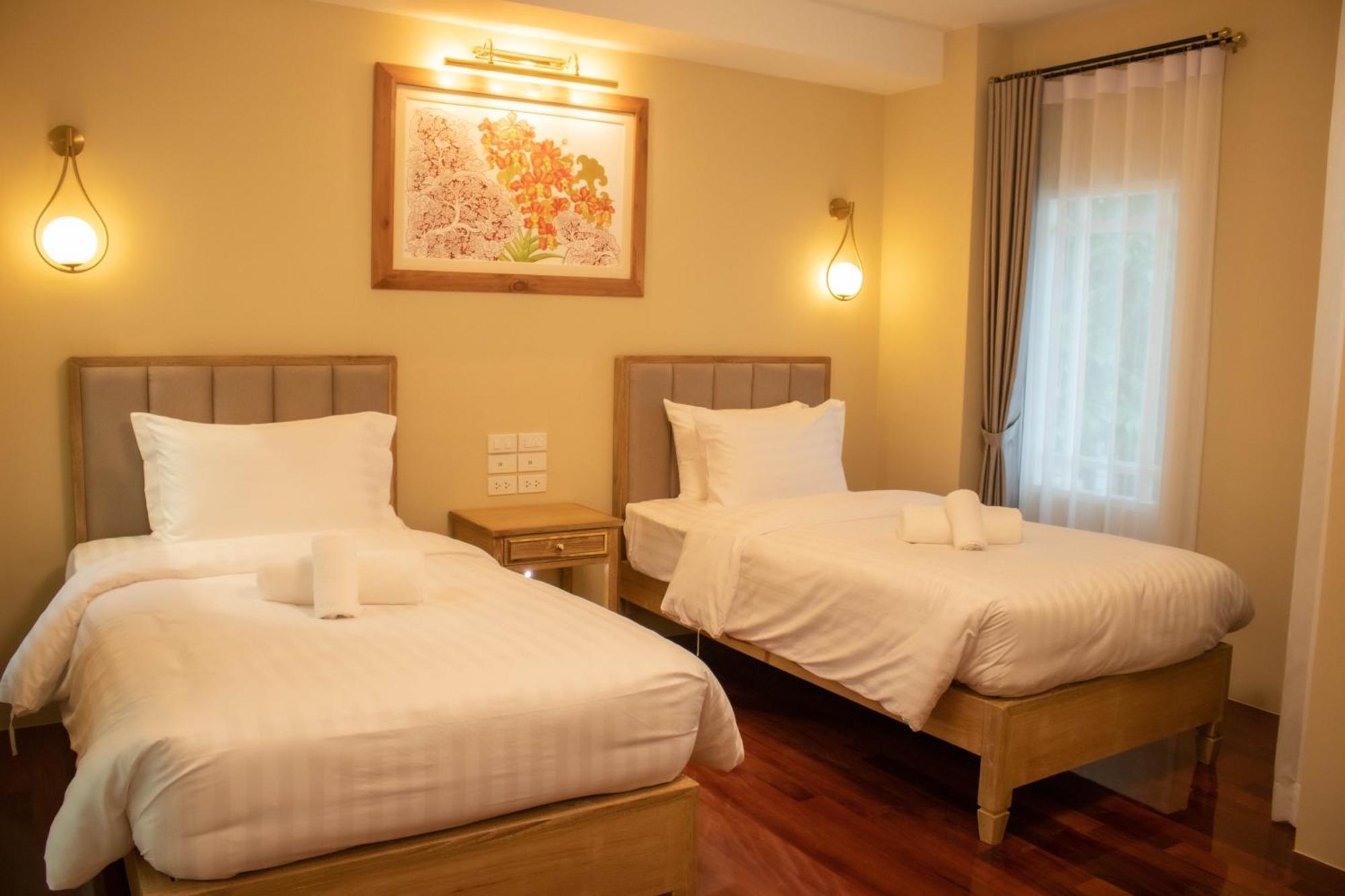 Siri Ratchadamnoen Bangkok Hotel 外观 照片